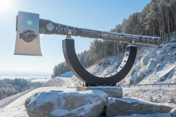 2. Горный серпантин