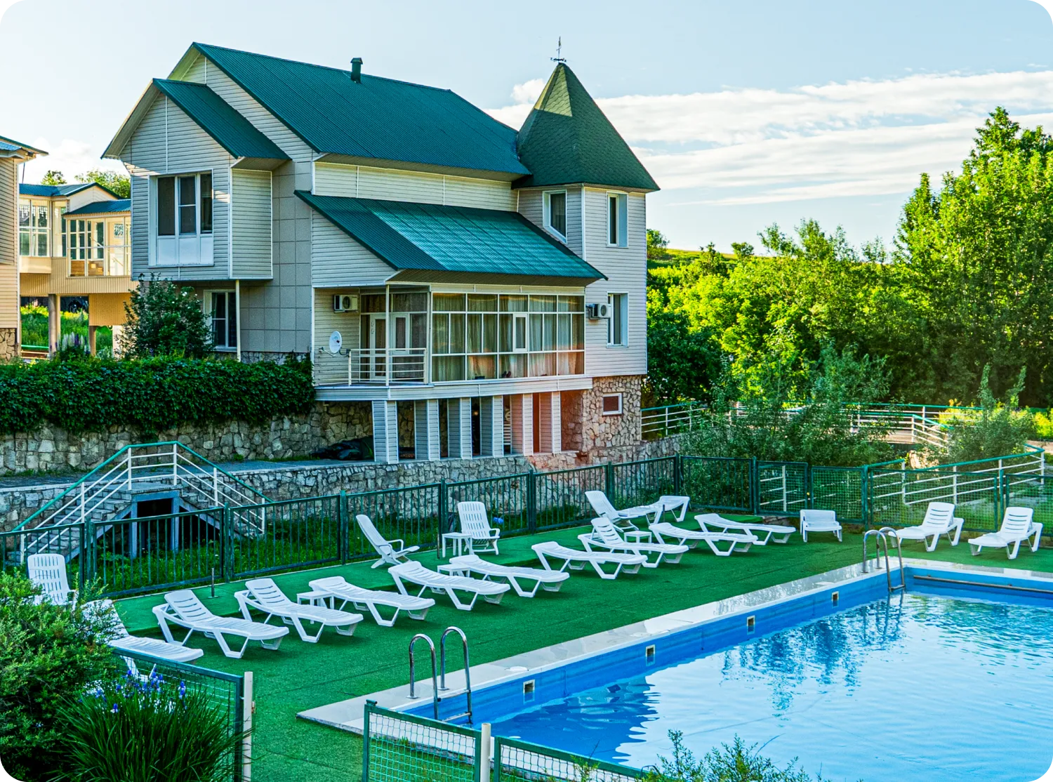 Бассейн под открытым небом 2