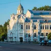 городской пейзаж с машинами