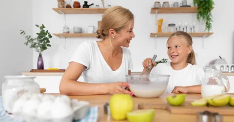 kulinaria-srednego-kadra-zensina-i-rebenok